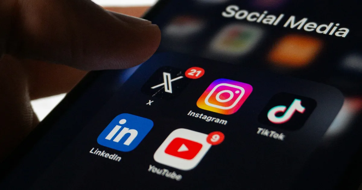 Pastikan akun tidak di-private